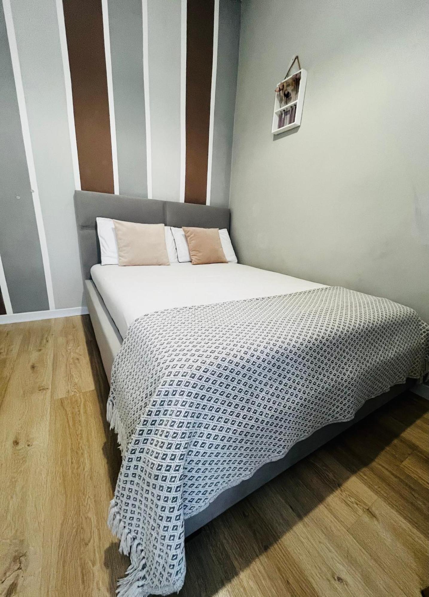 Iren Smart Apartment Lviv Exteriör bild